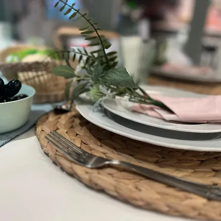 Bella Breeze - Free Parking By Rv