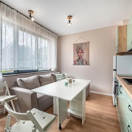 Bella Breeze - Free Parking By Rv Varna